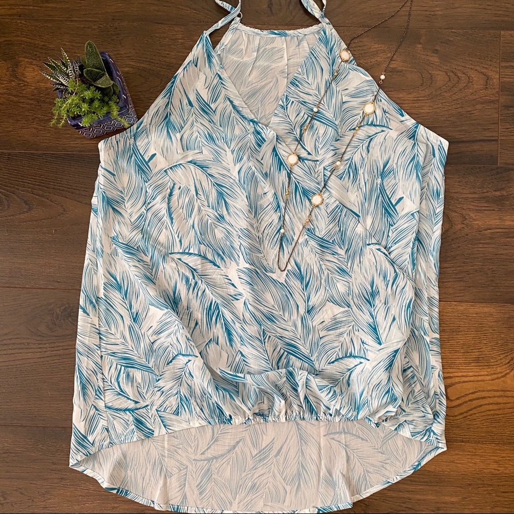 Feather pattern camisole 🌟🌟 Cute!!